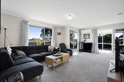 Photo of property in 33 Norwich Avenue, Spotswood, New Plymouth, 4310