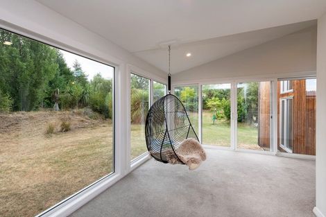 Photo of property in 2 Wineberry Lane, Wanaka, 9305