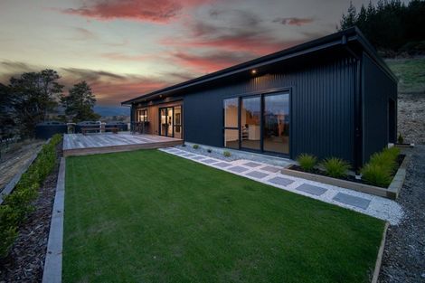 Photo of property in 64 Golf Road, Wakefield, 7025