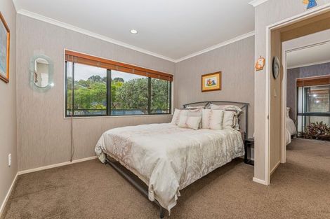 Photo of property in 15 Hogarth Rise, West Harbour, Auckland, 0618