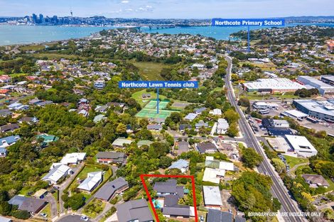 Photo of property in 19 Dudding Avenue, Northcote, Auckland, 0627