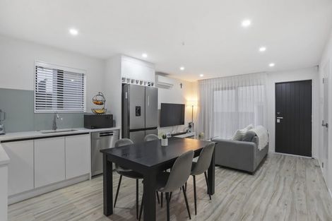 Photo of property in 19c Farwood Drive, Henderson, Auckland, 0612