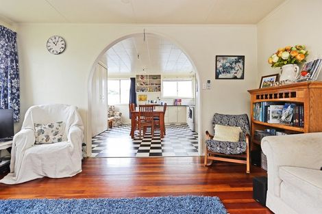 Photo of property in 6 Bristol Place, Flaxmere, Hastings, 4120