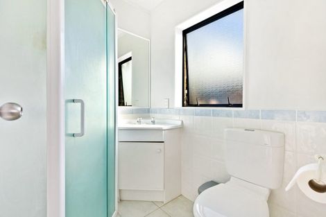 Photo of property in 30d Elizabeth Street, Orewa, 0931