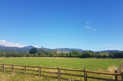 Photo of property in 12 Oriwa Lane, Levin, 5571