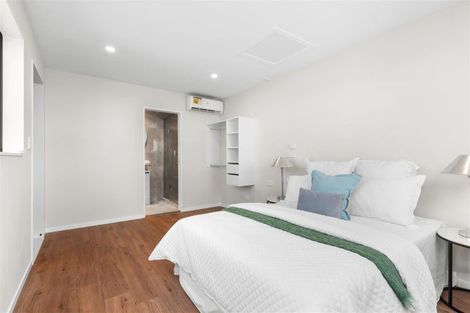 Photo of property in 105b Grove Road, Papakura, 2110