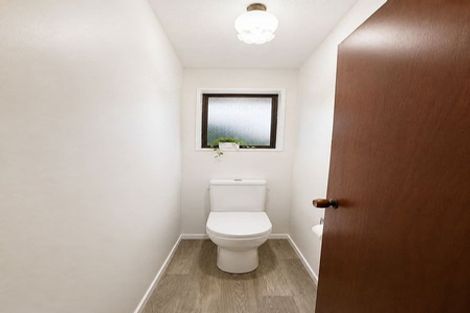 Photo of property in 2/6 Pyatt Place, Redwood, Christchurch, 8051