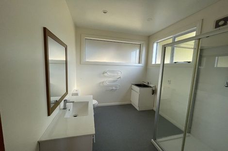 Photo of property in 29 Freeling Street, Island Bay, Wellington, 6023