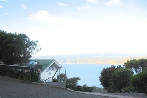 Photo of property in 60 Seatoun Heights Road, Seatoun, Wellington, 6022