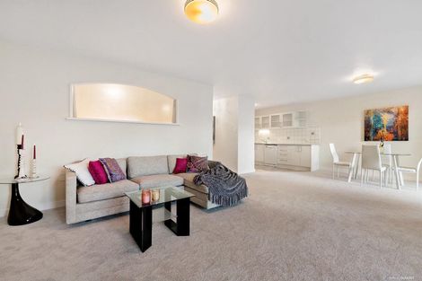 Photo of property in 20/34 Waiwera Place, Waiwera, Orewa, 0994