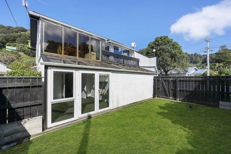 Photo of property in 407 Muritai Road, Eastbourne, Lower Hutt, 5013