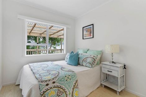 Photo of property in 105 Stanley Road, Glenfield, Auckland, 0629