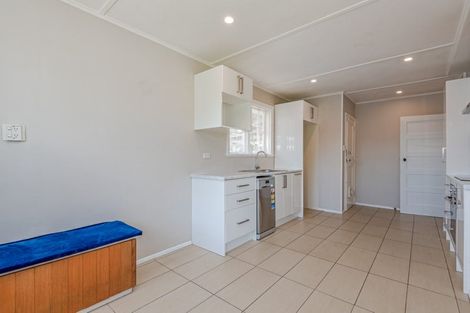 Photo of property in 41 Rangiora Avenue, Roslyn, Palmerston North, 4414