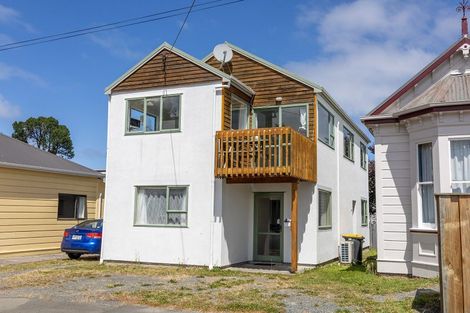 Photo of property in 53 Howe Street, North Dunedin, Dunedin, 9016