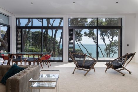 Photo of property in 218a Lake Road, Hauraki, Auckland, 0622