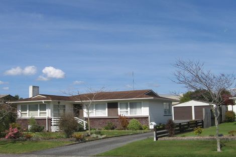 Photo of property in 16 Tawavale Street, Pukehangi, Rotorua, 3015