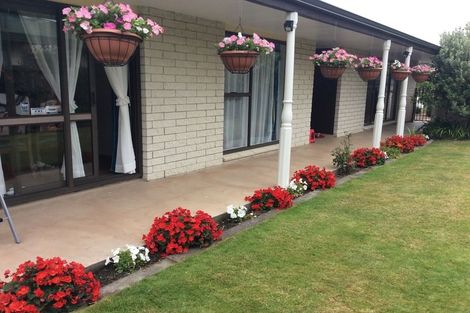 Photo of property in 218 Maidstone Road, Avonhead, Christchurch, 8042