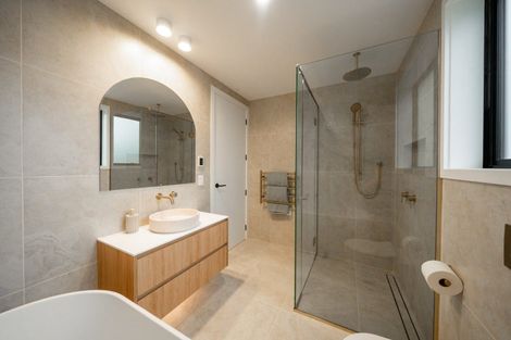 Photo of property in 3 Seymour Street, Gore, 9710