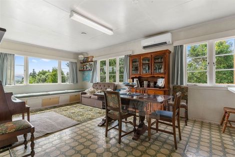 Photo of property in 16 View Street, Maungaturoto, 0520