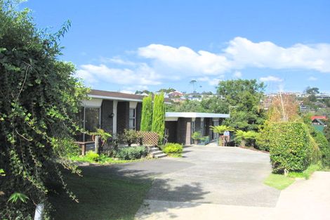 Photo of property in 18b Oliver Twist Avenue, Mellons Bay, Auckland, 2014
