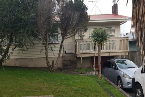 Photo of property in 40 Tahi Terrace, Glen Eden, Auckland, 0602
