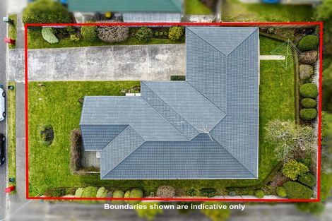 Photo of property in 58 Cedar Drive, Paraparaumu Beach, Paraparaumu, 5032