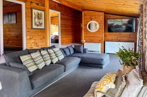 Photo of property in 1 Highfield Place, Lynmore, Rotorua, 3010