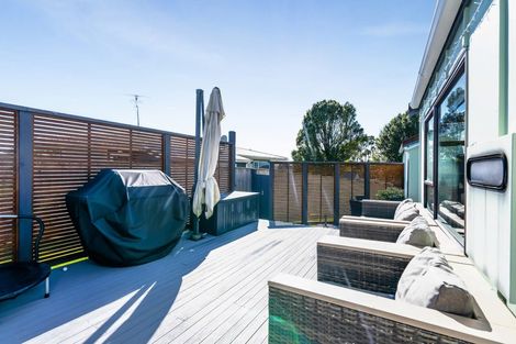 Photo of property in 5 Antonia Place, Bell Block, New Plymouth, 4312