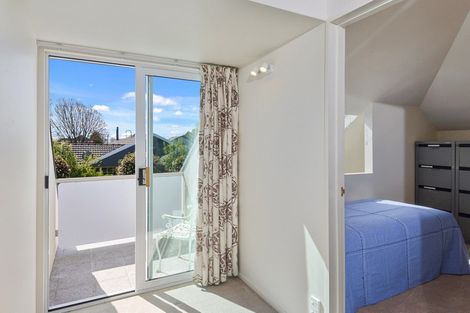 Photo of property in 39 Thornycroft Street, Fendalton, Christchurch, 8052