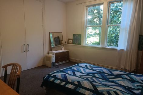 Photo of property in 56 Kelburn Parade, Kelburn, Wellington, 6012