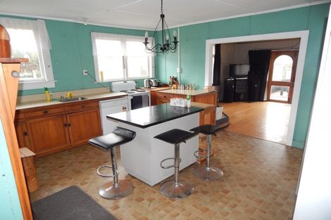 Photo of property in 1 Curtis Street, Hector, 7822