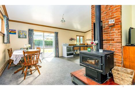Photo of property in 70 Parsonage Road, Waimate, 7978