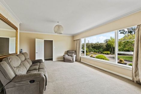 Photo of property in 737 Frankley Road, Hurworth, New Plymouth, 4371