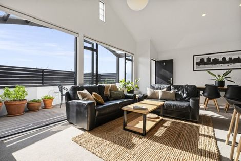 Photo of property in 22d Miro Street, Mount Maunganui, 3116
