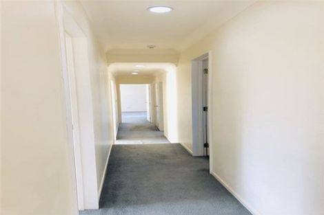 Photo of property in 34 Milan Drive, Glen Eden, Auckland, 0602