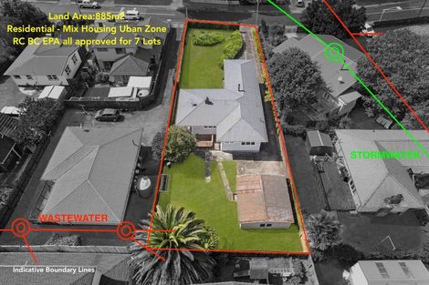 Photo of property in 4 Longburn Road, Henderson, Auckland, 0610