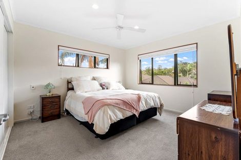Photo of property in 68 Palmgreen Court, Stanmore Bay, Whangaparaoa, 0932