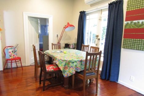 Photo of property in 28 Rangiora Avenue, Kaiwharawhara, Wellington, 6035