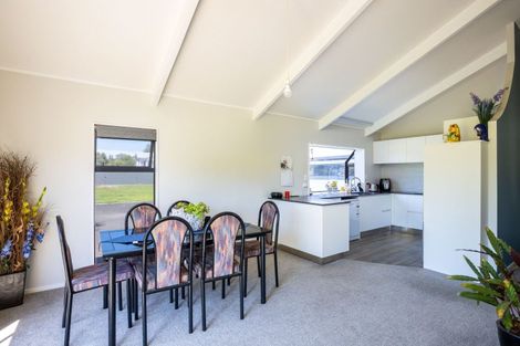 Photo of property in 1298 Egmont Road, Egmont Village, Inglewood, 4386