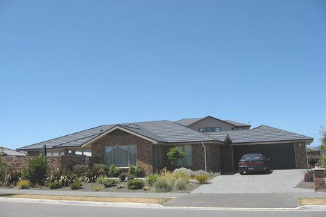 Photo of property in 10 Ruahine Place, Parklands, Christchurch, 8083