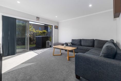 Photo of property in 34 Bluff Road, Kenepuru, Porirua, 5022