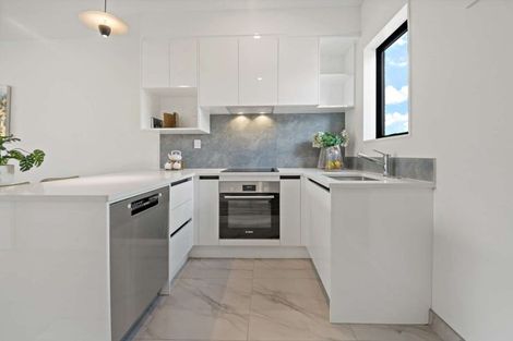 Photo of property in 10 Hokoteta Street, Mount Wellington, Auckland, 1062