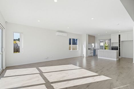 Photo of property in 5b Poruru Close, Papakura, 2110