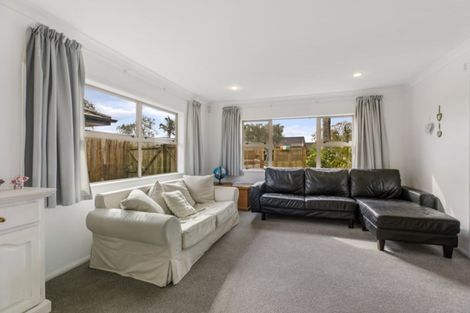 Photo of property in 36 Oreti Crescent, Papamoa Beach, Papamoa, 3118