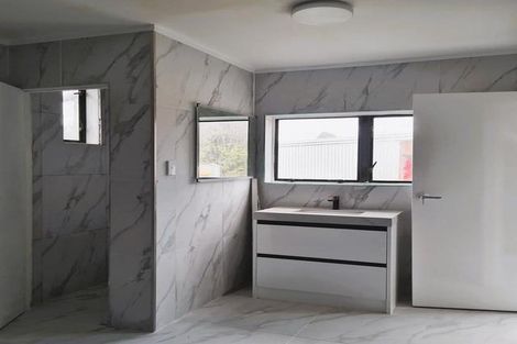 Photo of property in 43 The Pines Road, Paparoa, 0571