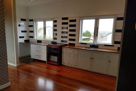 Photo of property in 489 Mount Albert Road, Mount Roskill, Auckland, 1042