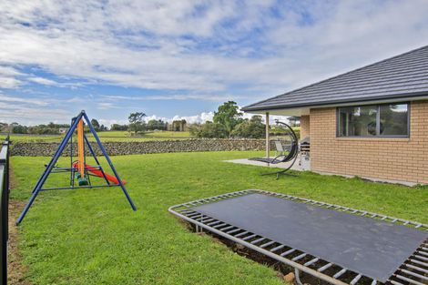 Photo of property in 27 Heartstone Place, Te Kamo, Kamo, 0185