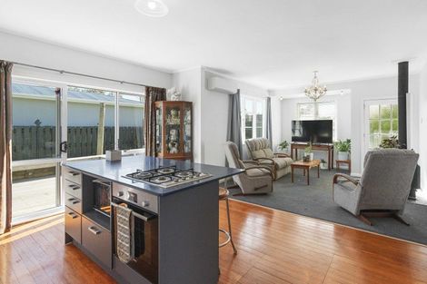 Photo of property in 4 Humphries Street, Greytown, 5712