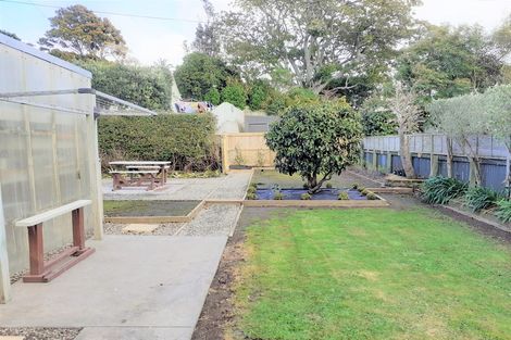 Photo of property in 14 Clinton Street, Fitzroy, New Plymouth, 4312