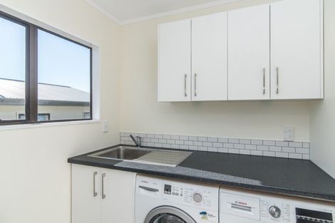 Photo of property in 21 Pitoitoi Street, Otaihanga, Paraparaumu, 5036